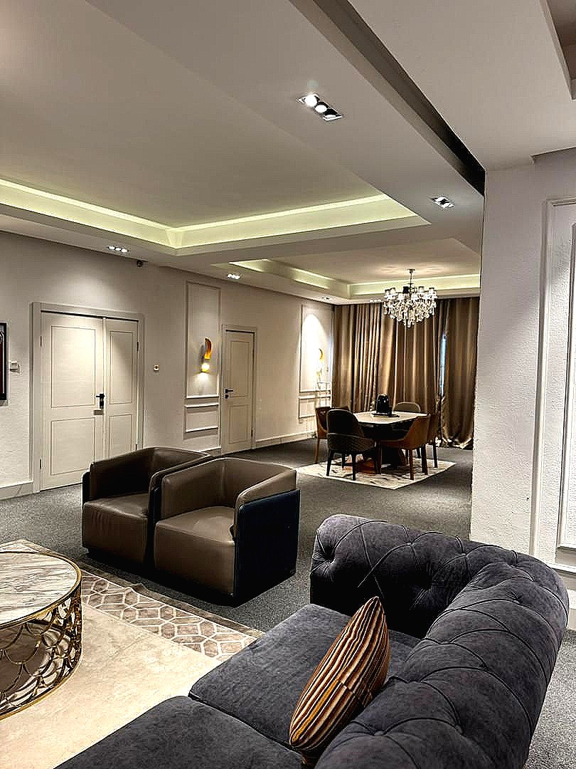 Upscale 3-Bedroom Apartment in Ikoyi — photo 2